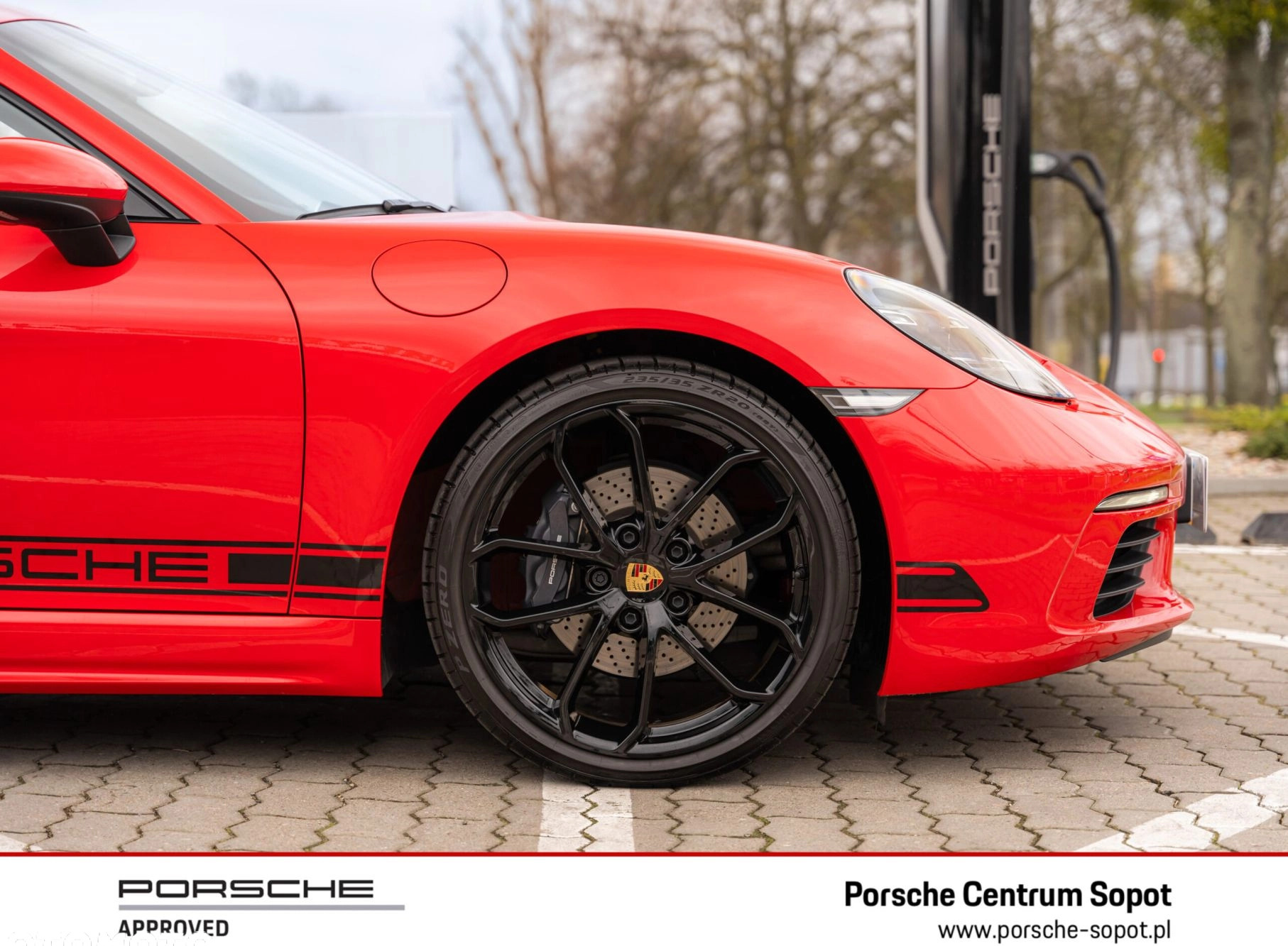 Porsche 718 Cayman cena 399718 przebieg: 3000, rok produkcji 2023 z Żukowo małe 781